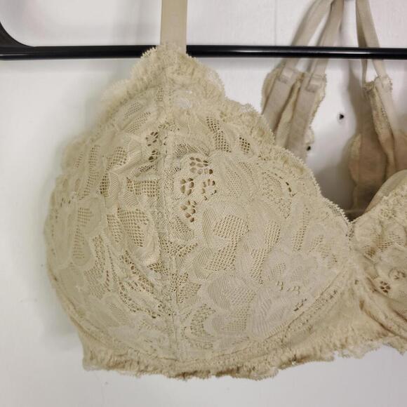 Aerie Bra Womens 36B Lace Bralette Padded Cups Strappy Crossed Back Cream - Picture 3 of 13